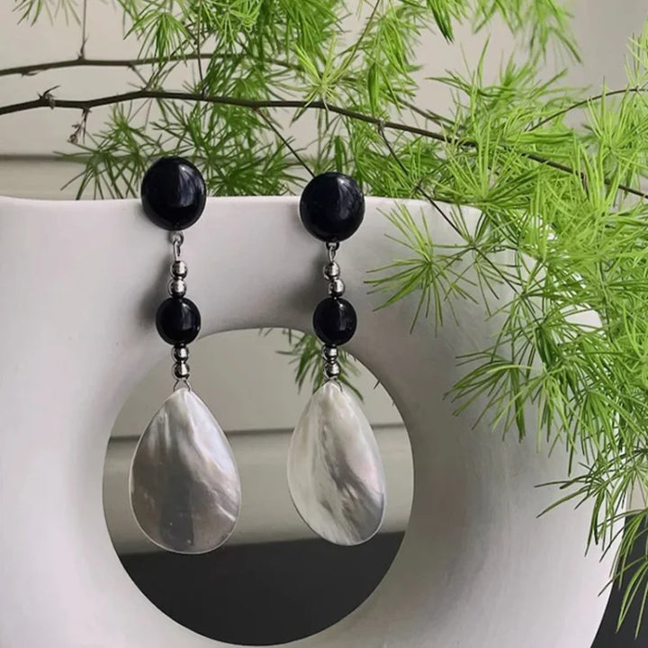 Vintage Shell Earrings - Naia-The Livary