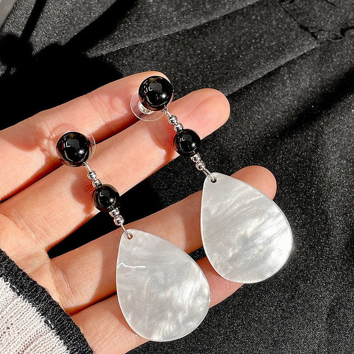 Vintage Shell Earrings - Naia-The Livary