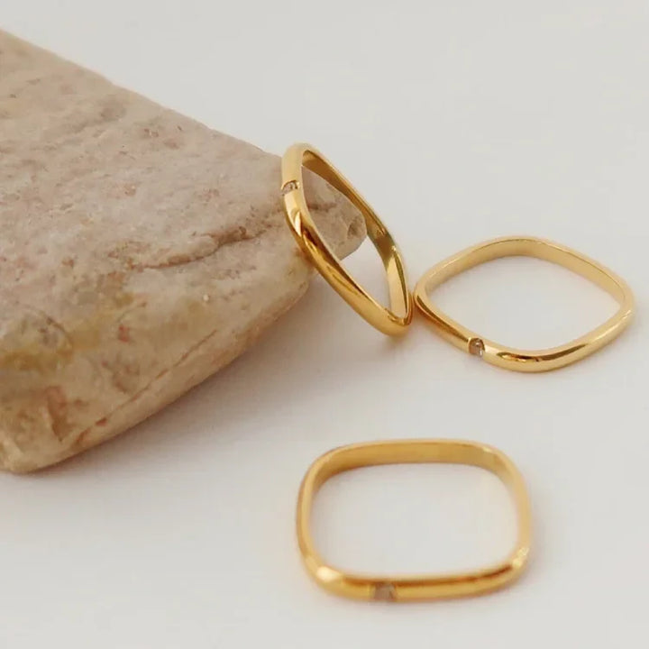 Minimalist Zirconia Ring - Leona-5-The Livary