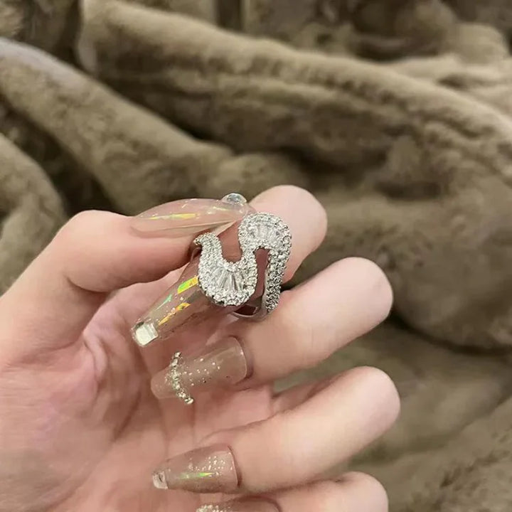 S-Shaped Silver Zirconia Ring - Seraphine-The Livary