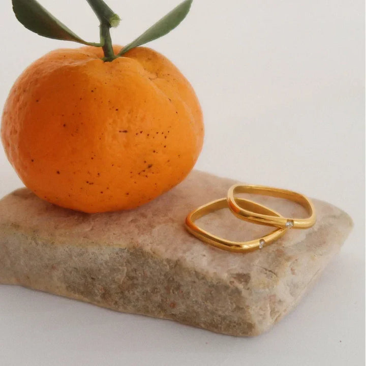 Minimalist Zirconia Ring - Leona-5-The Livary