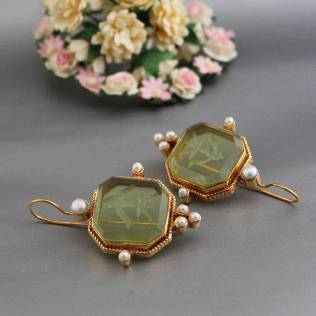 Vintage Green Earrings with Pearls - Valeria-The Livary