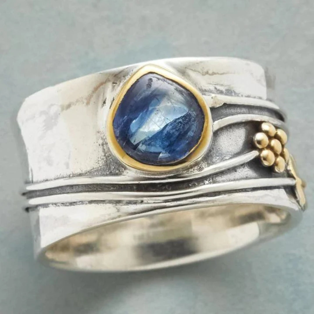 Vintage Ring with Blue Gemstone - Esmé-6-The Livary
