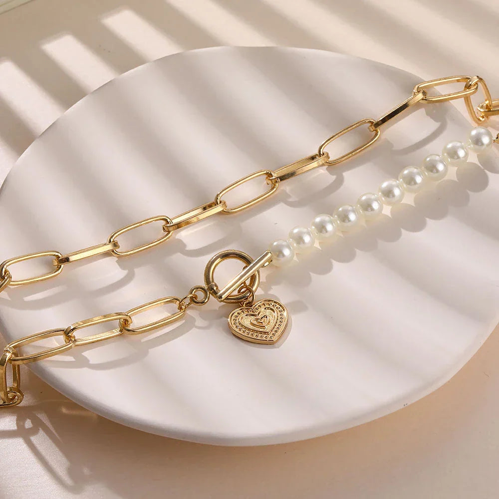 Golden Heart Necklace with Pearl Accents - Veerle-The Livary