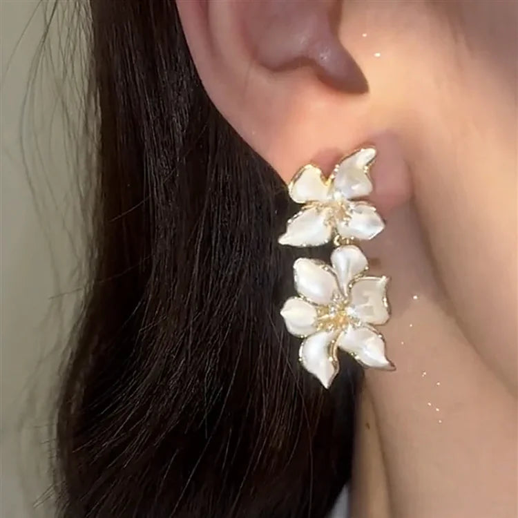 White Flower Hanging Earrings - Florina-The Livary