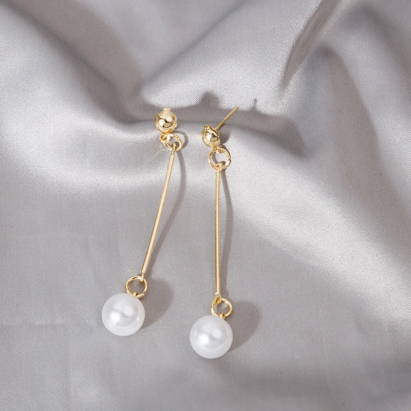 Pearl hoop earrings in Luxury Design - Selena-The Livary