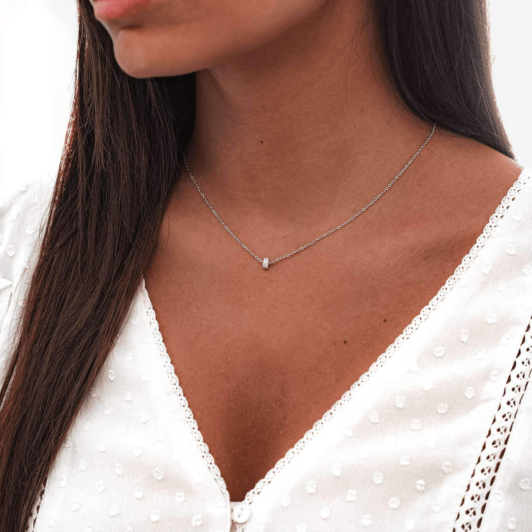 Sparkling Circle Necklace - Valerie-Silver-The Livary