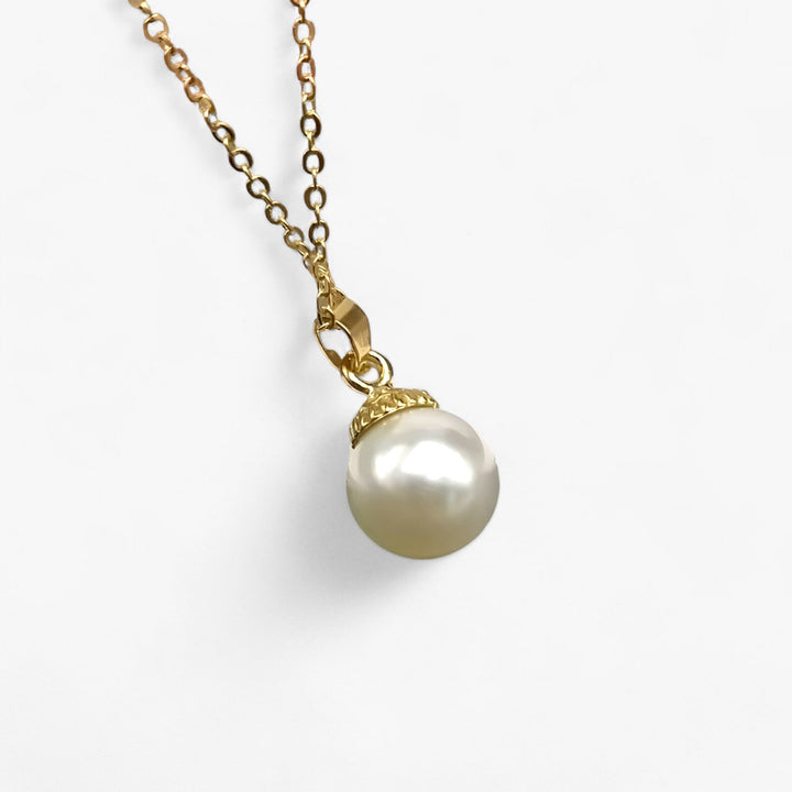 Trendy Shell & Pearl Necklace - Maris-Pearl-The Livary