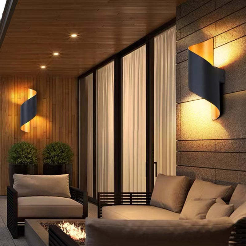 Modern Spiral LED Wall Light - TwistLight-Small-White-The Livary