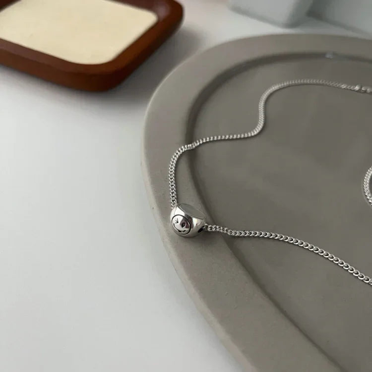 Stylish Necklace with Smiley - Mira-The Livary
