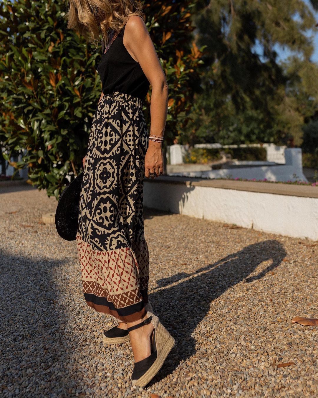 Printed Boho maxi skirt with a flowing cut & fringes – Yalina-Green-S-The Livary