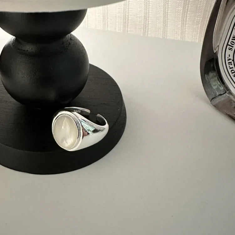 Pinctada Albina Silver Ring - Isla-5-The Livary