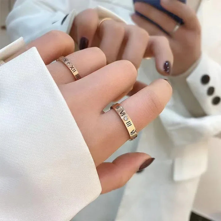 Trendy Roman Numeral Ring - Aurielle-5-Rose gold-The Livary
