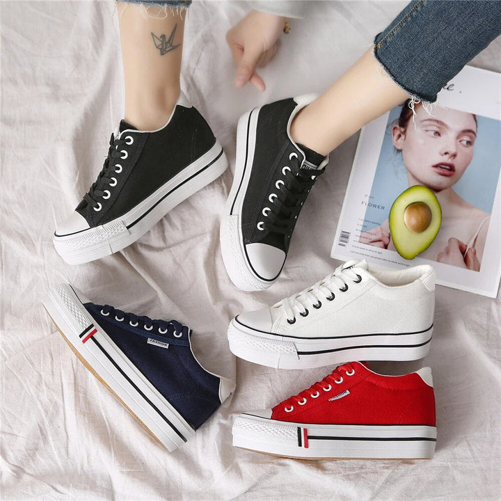 Stylish women's canvas sneakers with platform sole – Leonie-Dark blue-3-The Livary
