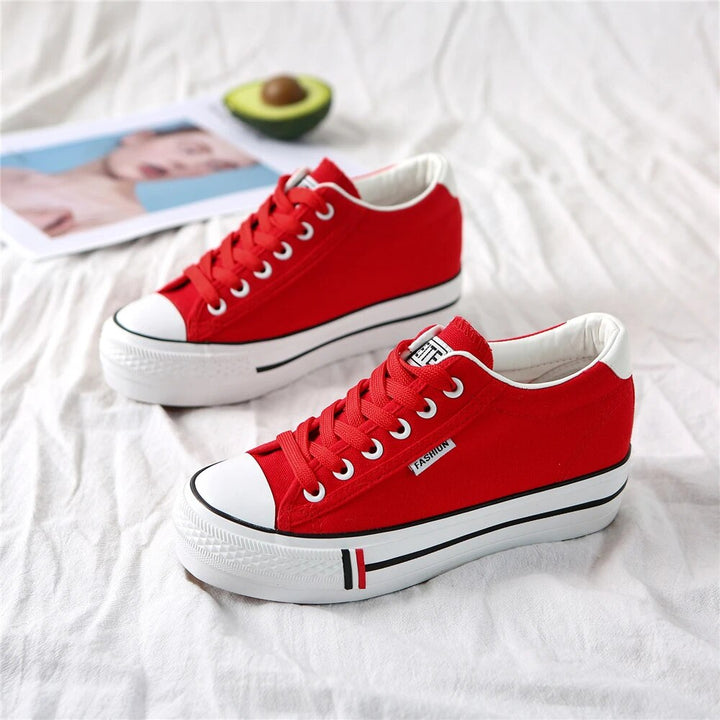 Stylish women's canvas sneakers with platform sole – Leonie-Red-3-The Livary