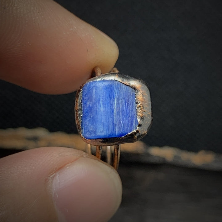 Natural Raw Birthstone Ring - Selina-January & Pomegranate-The Livary