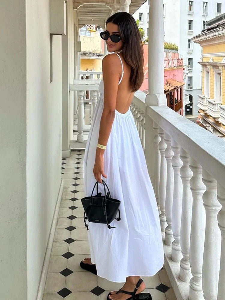 Maxi dress with deep V-neck and open back – Alessa-S-The Livary