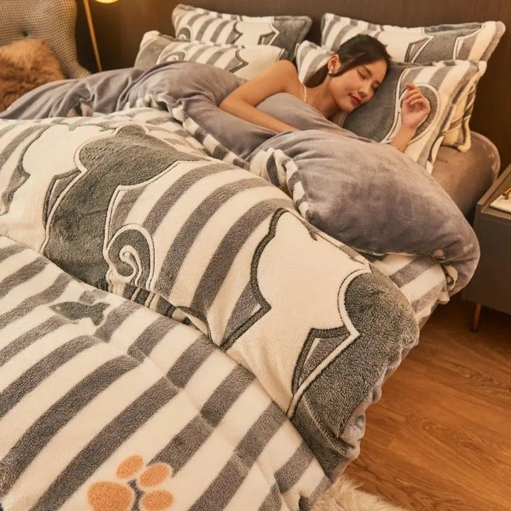 Warm Winter Flannel Duvet Cover - FluffNest
