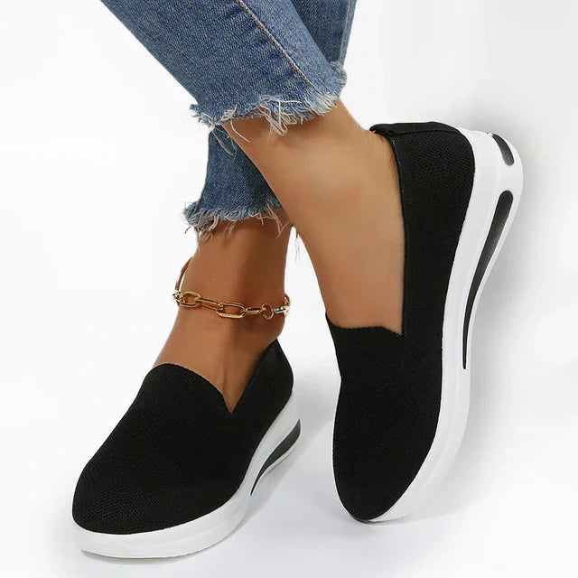 ComfortMax Plus Women's Sneakers | Breathable Orthopedic Design-Black-2.5-The Livary