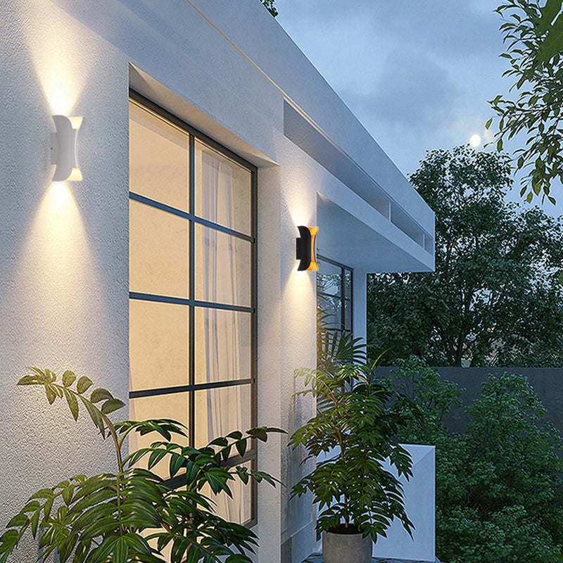 Modern LED Outdoor Wall Lamp - LumiEdge-Black and Gold-Small 6W-Warm white-The Livary