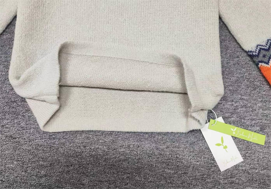 Scandinavian Trendy Sweater with Lively Pattern - NordicChic-S-The Livary