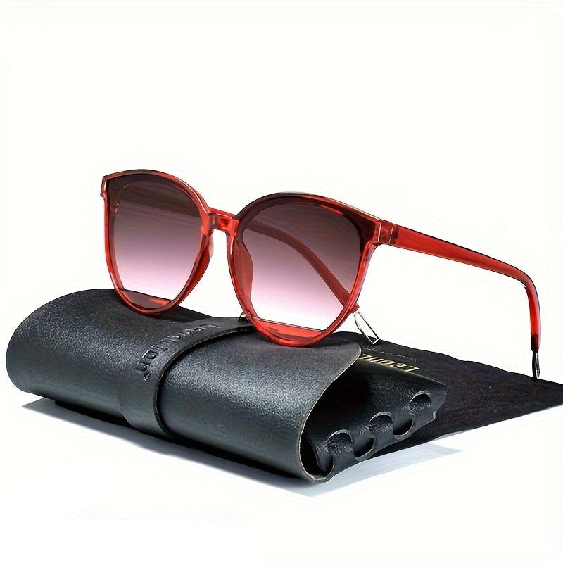 Fashionable women's sunglasses with UV protection – Livia-Wine red frame red glasses-The Livary