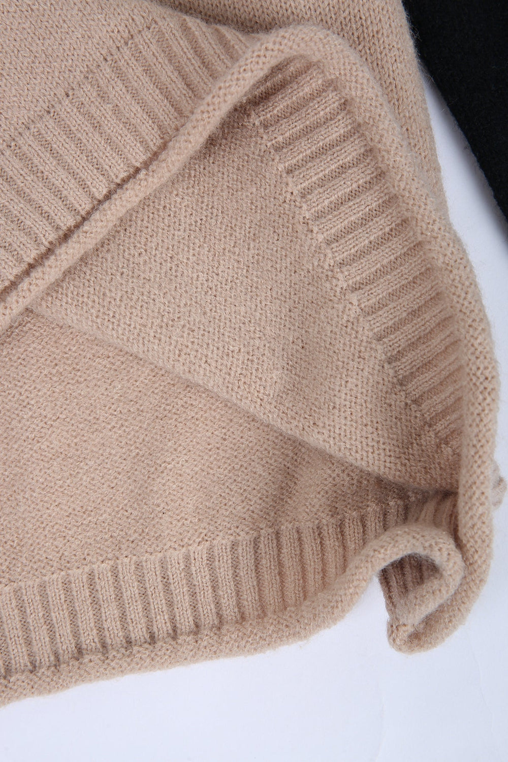 Stylish Turtleneck - Sophia-S-The Livary