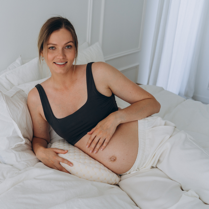 Pregnancy pillow - BumpNest-The Livary