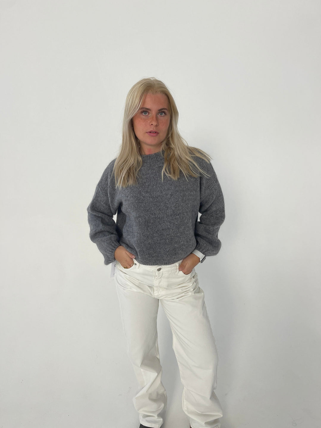 Soft Women's Sweater with Loose Fit - Aurena-Grey-XS/S-The Livary