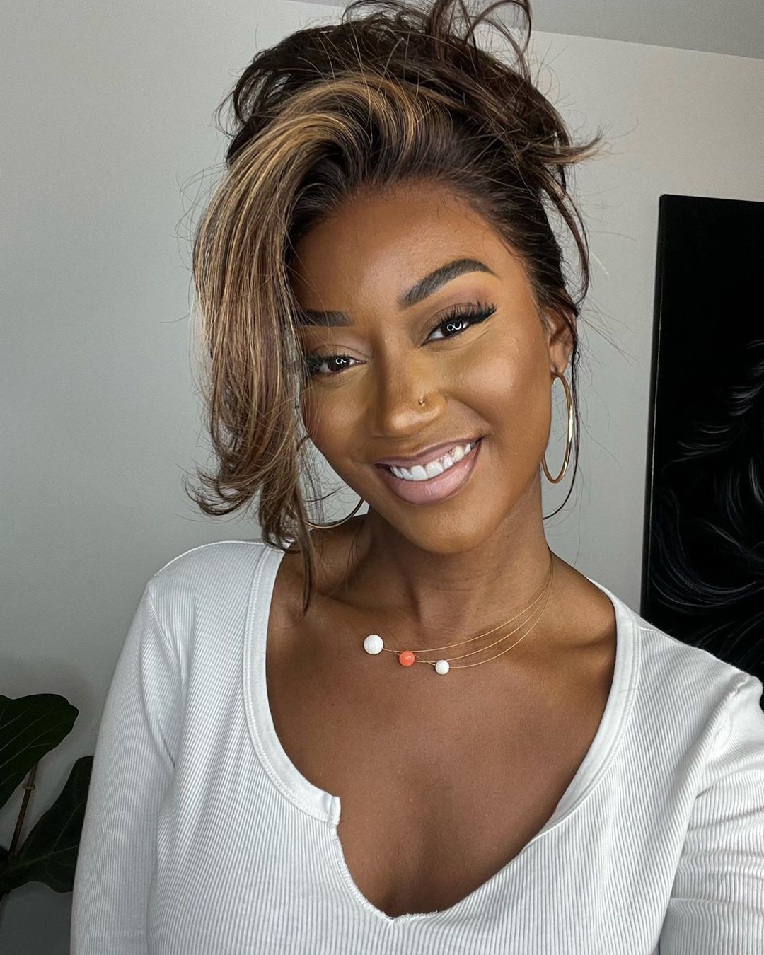 Lace Front Wig with Highlights – Selena-The Livary