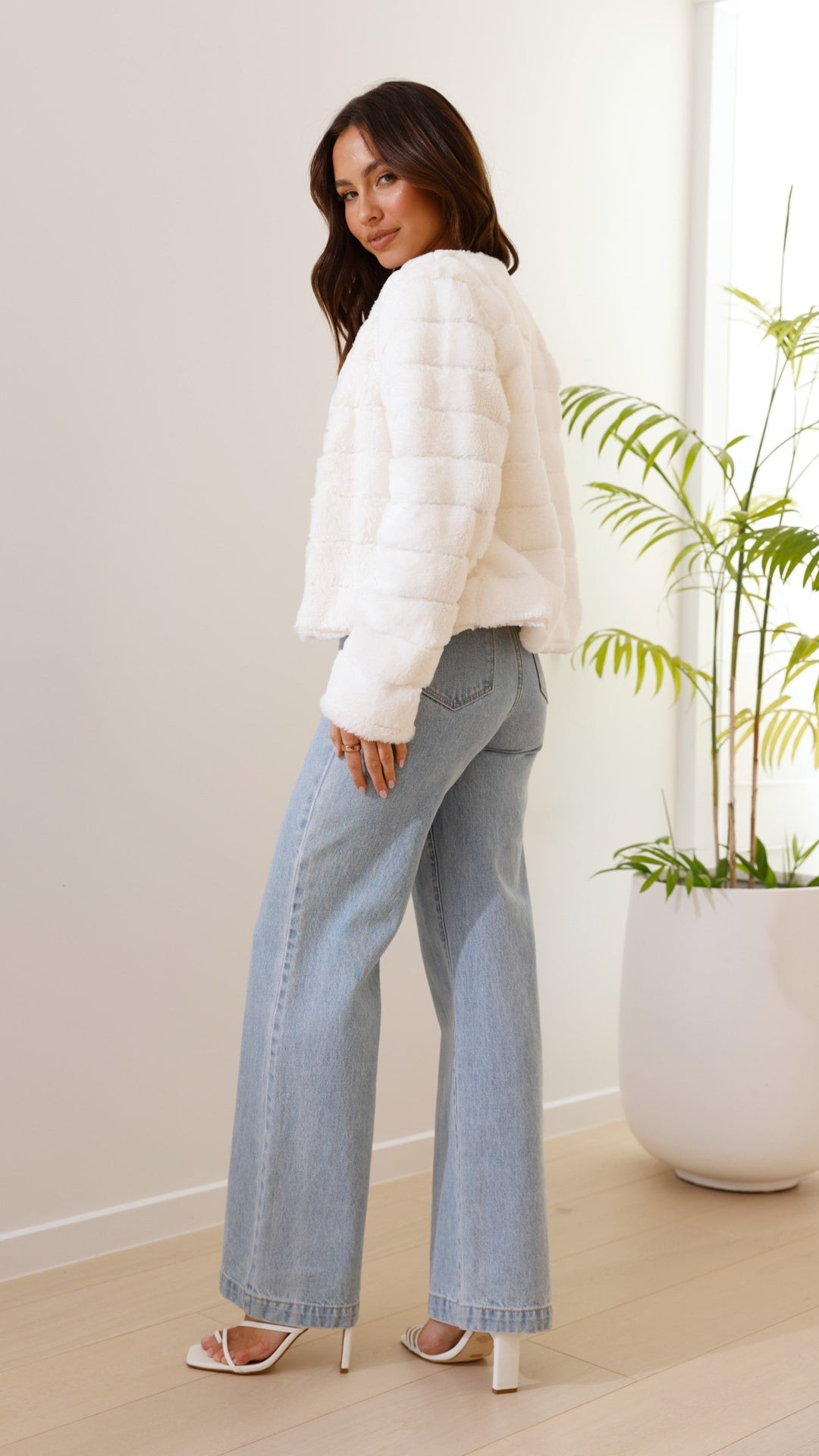 Luxury Ladies Crop Jacket - Veloura-White-XS-The Livary