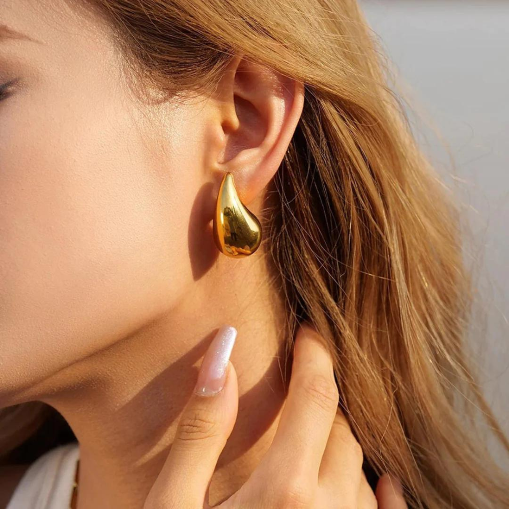 Vintage Teardrop Earrings - Aurielle-Gold-The Livary