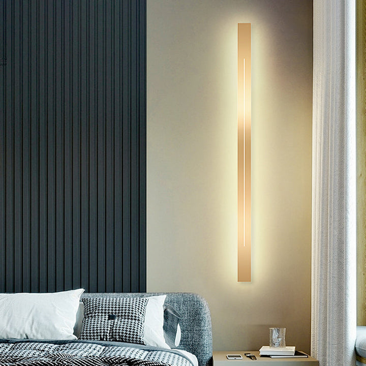 Modern LED Wall Lamp - LumièreGold-Black-L 23.62 in-Warm White-The Livary