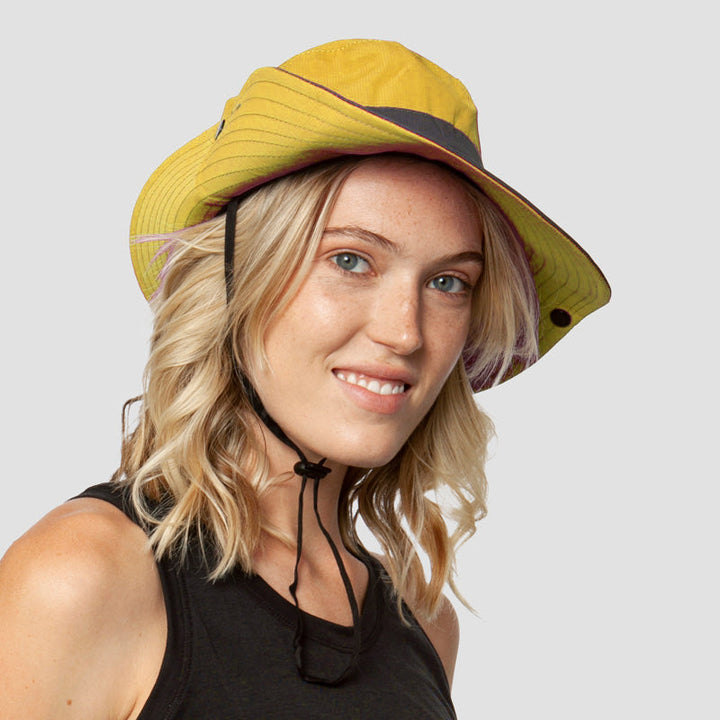 Breathable UV Protection Women's Sun Hat Foldable with Ponytail Opening – Liane (Buy 1, Get 1 FREE)-Red-The Livary