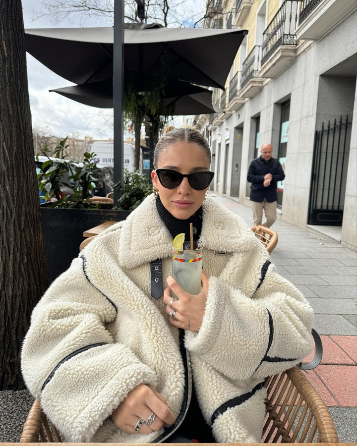 Teddy Pilot Jacket - Dilara | Trendy, Warm, Oversized & Stylish!-S-The Livary