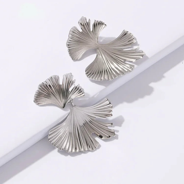Flower Earrings in Gold and Silver - Liora-Silver-The Livary