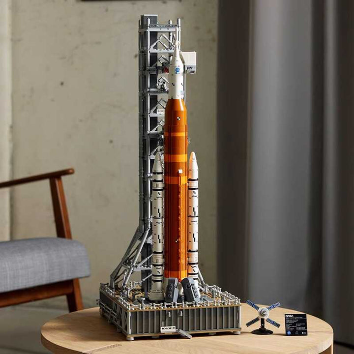 NASA Artemis Space Launch System Model – AstraX-The Livary