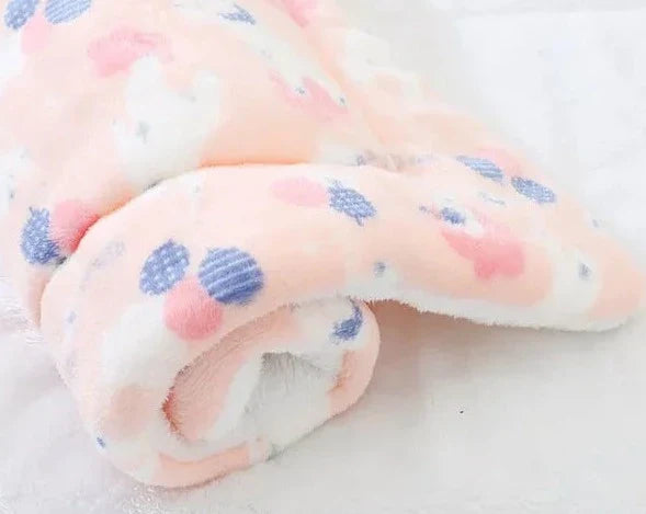 Warm Cat Blanket - SnuggleSoft-Rose & Iceberries-S-The Livary