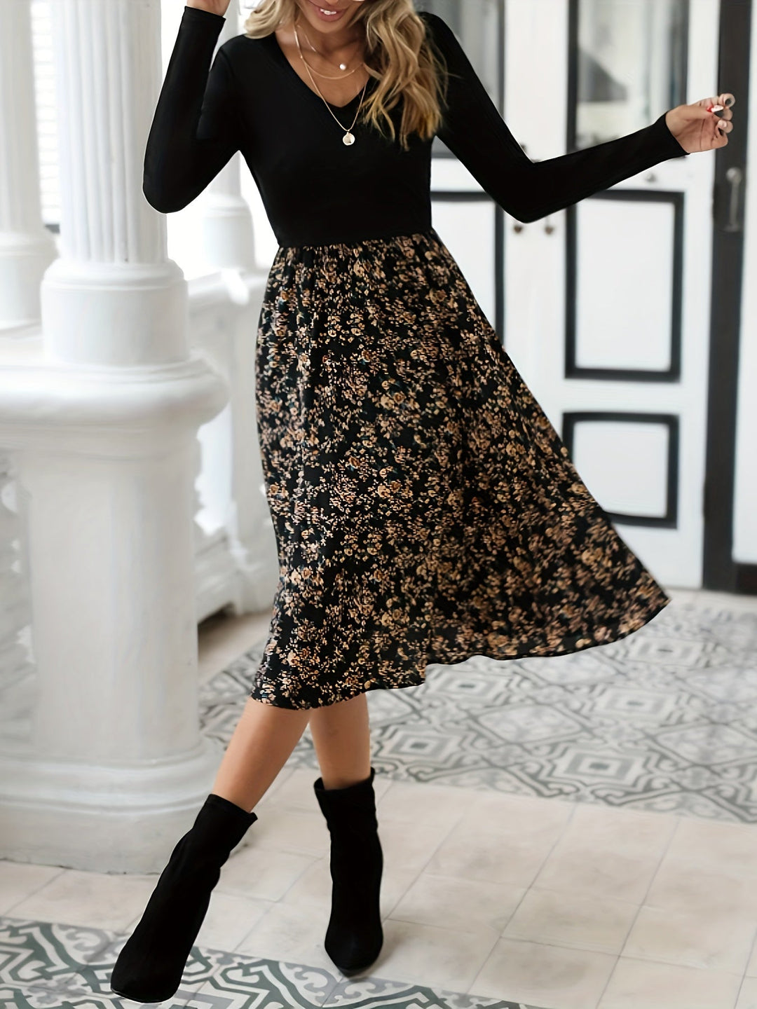Floral Print V-Neck Dress with Long Sleeves - Lilith-XS-The Livary