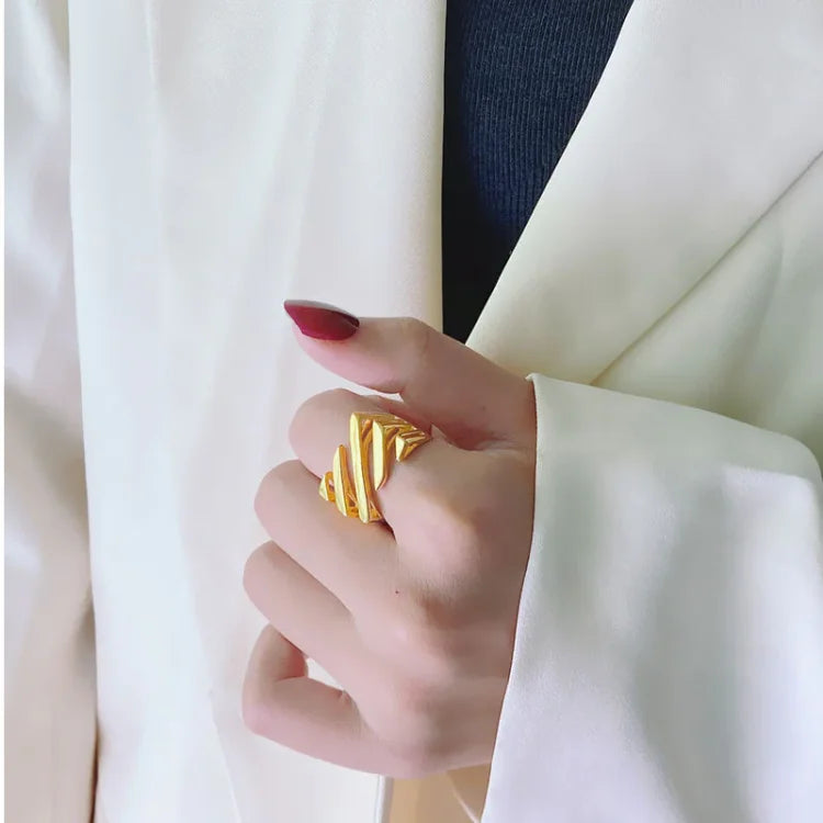 Layered Twisted Ring - Amaris-Gold-5-The Livary