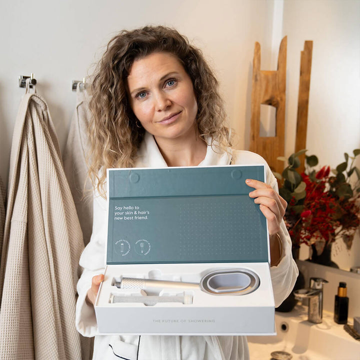 Filtering Shower Head – PureFlow-The Livary