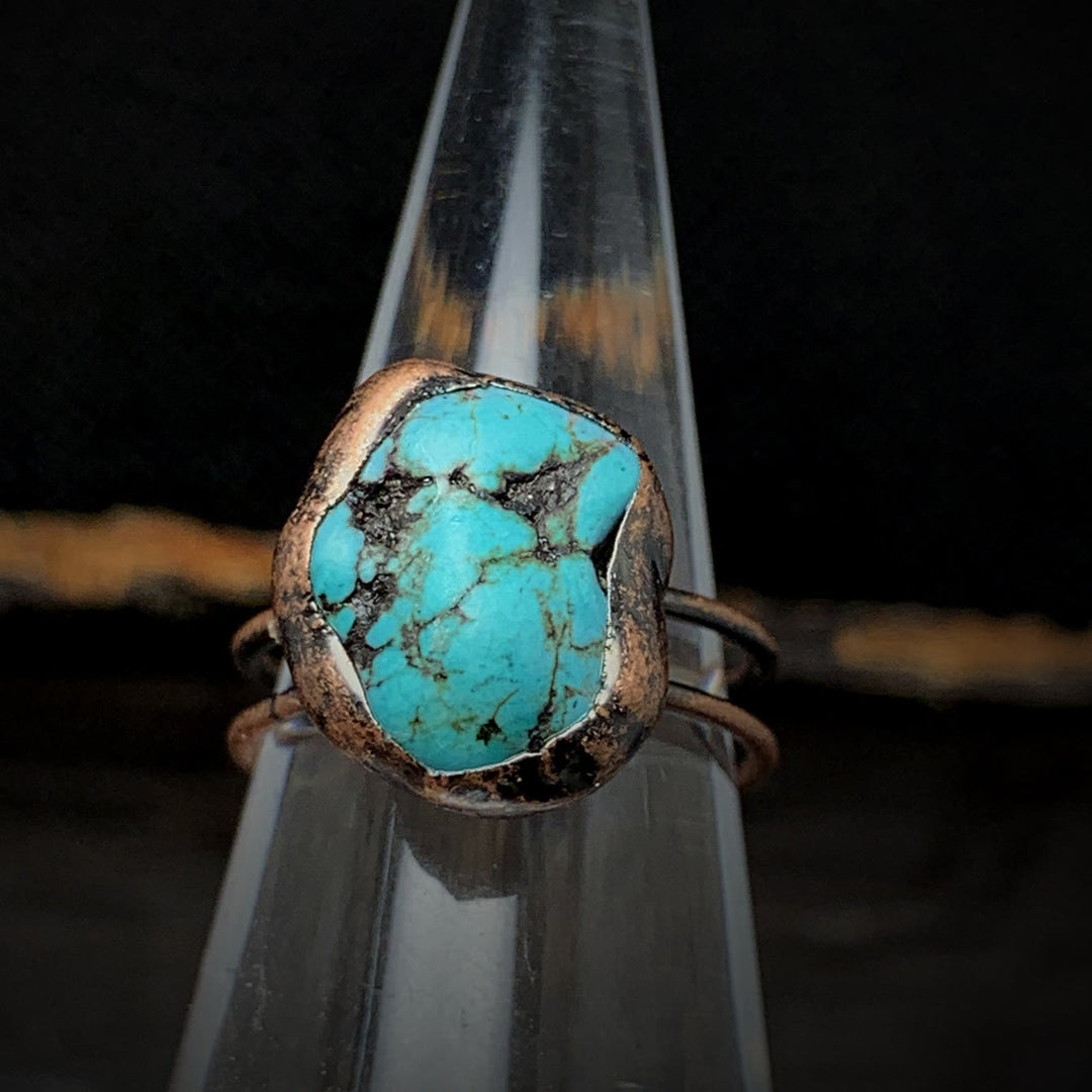 Natural Raw Birthstone Ring - Selina-January & Pomegranate-The Livary