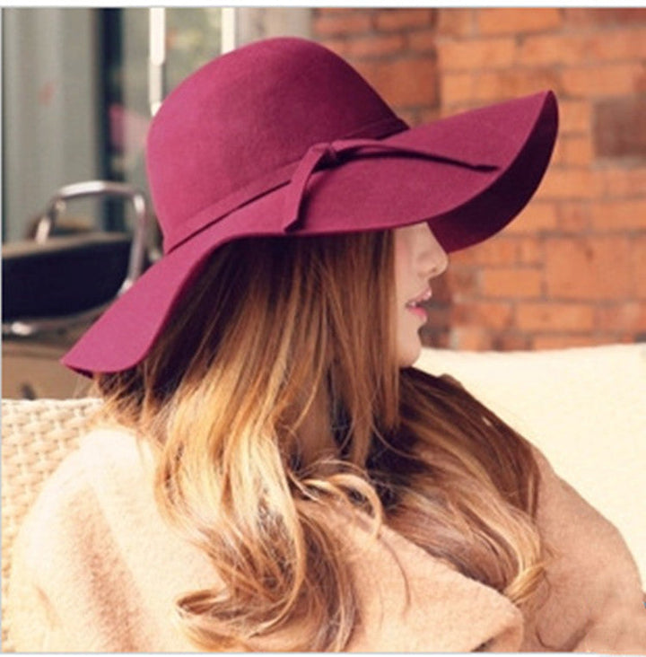 Light women's summer hat with a comfortable fit – UrbanBreeze-Red-The Livary