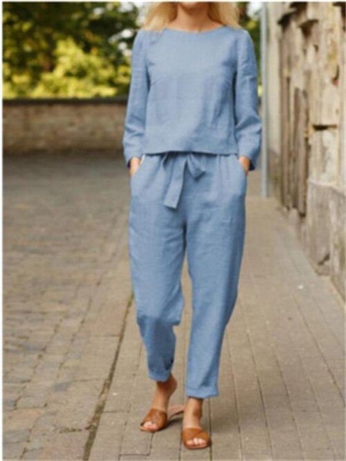 Two-piece women's outfit with round neck t-shirt & trousers with elastic waistband – Nia-Blue-S-The Livary