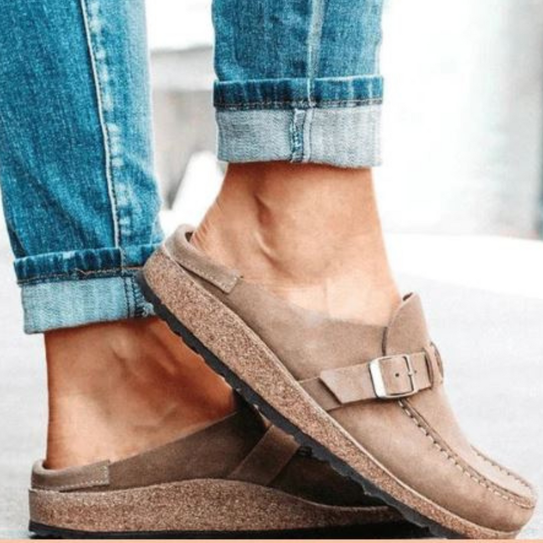 Sustainable comfort clogs in a retro style – Noelia-Light brown-3-The Livary