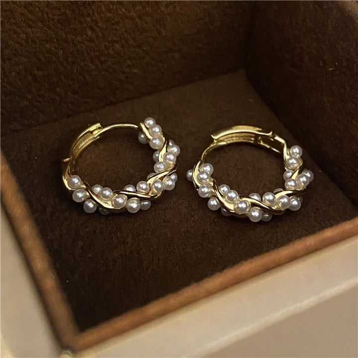 Subtle Pearl Earrings - Isla-The Livary