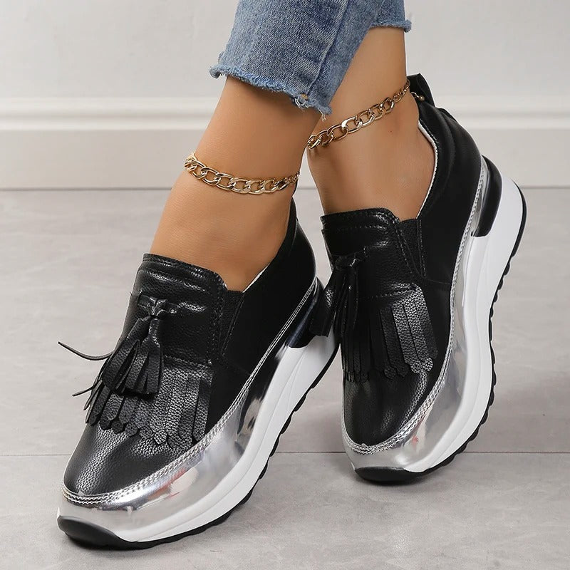 Breathable women's sneakers with timeless style – Isabella-White-3-The Livary