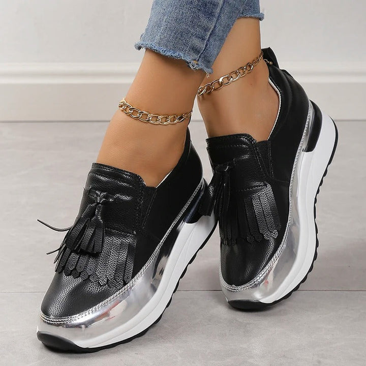 Breathable women's sneakers with timeless style – Isabella-White-3-The Livary