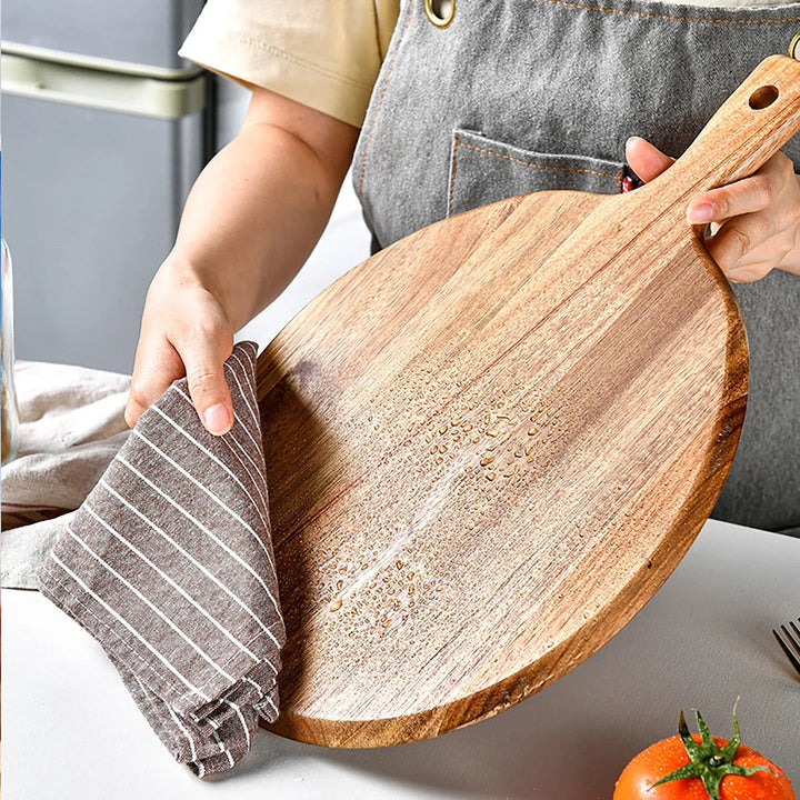 Round Cutting and Serving Board made of Acacia Wood - Sienna-The Livary