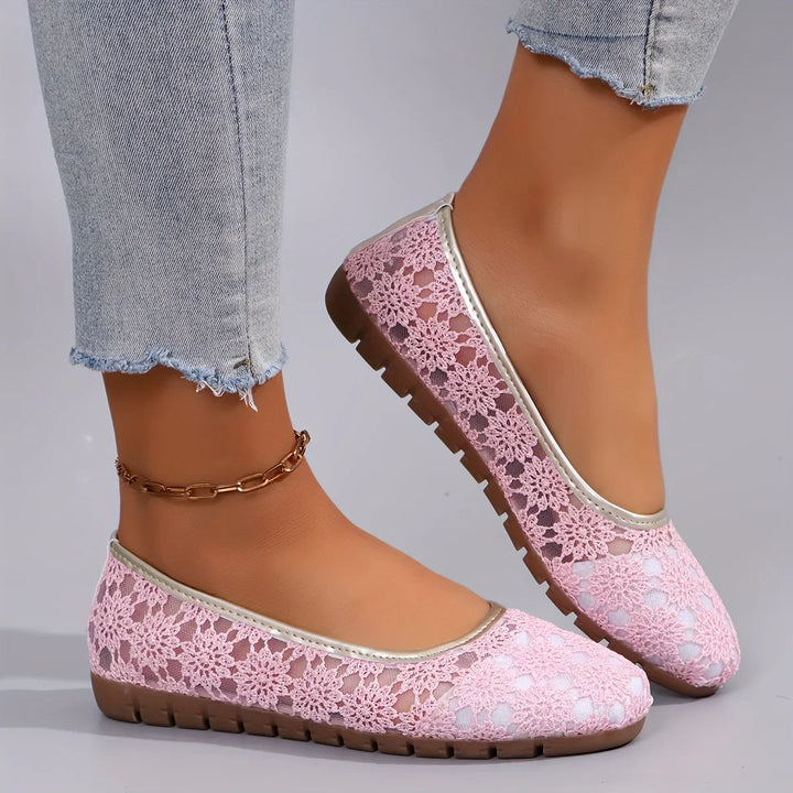 Flower Pattern Ballerinas | Fleur-3.5-White-The Livary